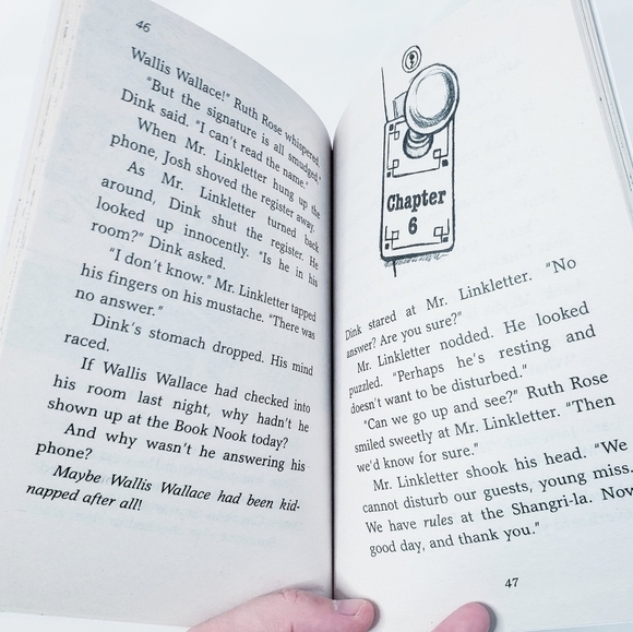 (8) Children's Adventure Chapter Book Bundle A-Z Mysteries Hardy Boys Ages 6-9 - Picture 8 of 9